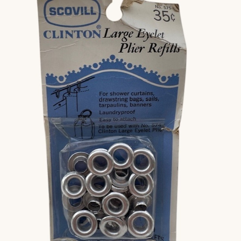 Vintage Scovill Clinton Large Eyelet Plier Refills No 575 Silver Metal Grommets